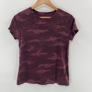 Athleta Organic Daily Camo Crew Tee Shirt in Cascadia Violet Size Small